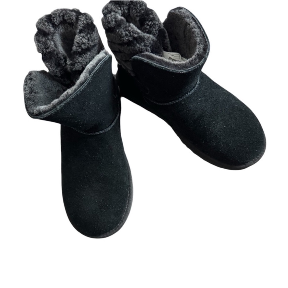 Size 7 In Box Authentic Ugg Black Suede Fur-Lined Boots - Picture 5 of 7